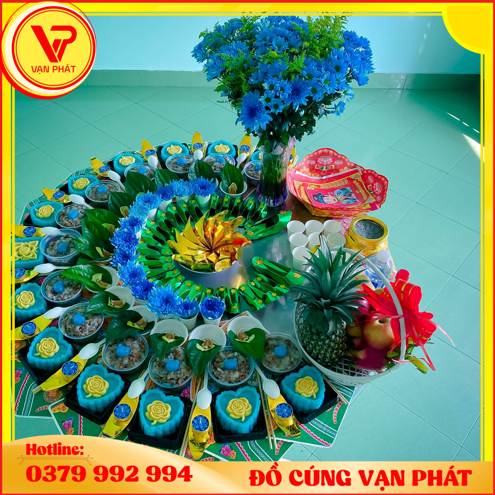 Mam cung day thang cho be trai goi chay mau xanh duong