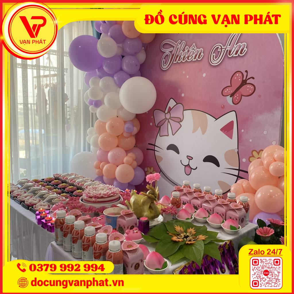 Mam cung thoi noi cho be gai mau hong