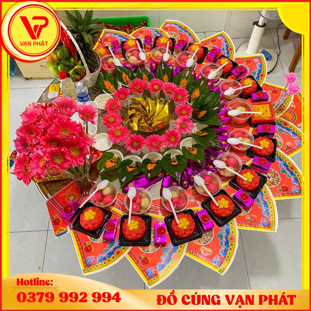 mam-cung-can-cho-be-gai-goi-chay-mau-hong